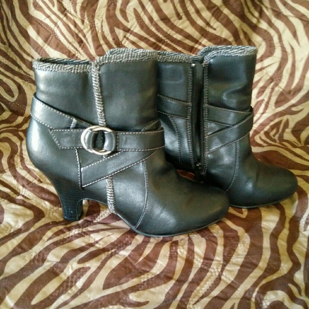 Mudd delphine shoes